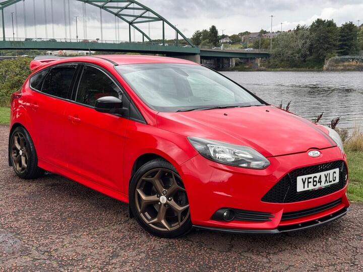 Ford FOCUS 2.0T EcoBoost ST-2 Euro 5 (s/s) 5dr