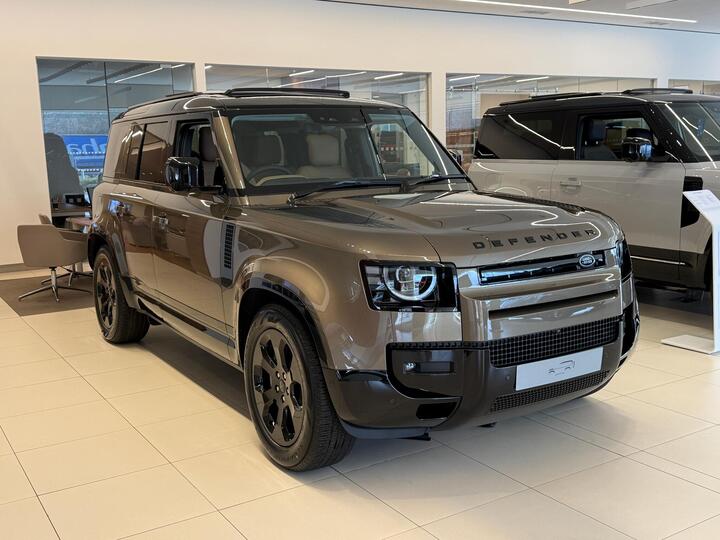 Land Rover Defender 110 3.0 D350 MHEV X-Dynamic HSE Auto 4WD Euro 6 (s/s) 5dr