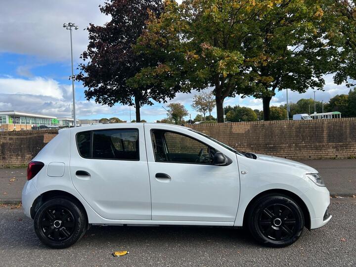 Dacia Sandero 1.0 SCe Essential Euro 6 5dr