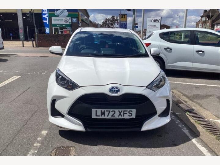 Toyota Yaris 1.5 VVT-h Icon E-CVT Euro 6 (s/s) 5dr