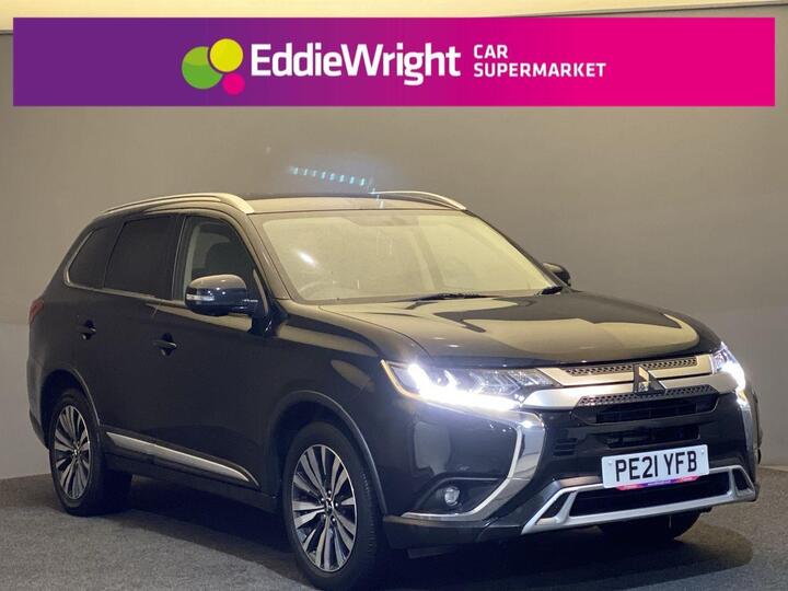Mitsubishi OUTLANDER 2.0 MIVEC Exceed CVT 4WD Euro 6 (s/s) 5dr Mitsubishi OUTLANDER 2.0 MIVEC Exceed CVT 4WD Euro 6 (s/s) 5dr