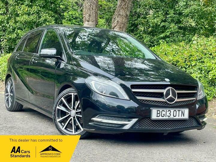 Mercedes-Benz B Class 1.8 B200 CDI BlueEfficiency Sport 7G-DCT Euro 5 (s/s) 5dr Mercedes-Benz B Class 1.8 B200 CDI BlueEfficiency Sport 7G-DCT Euro 5 (s/s) 5dr