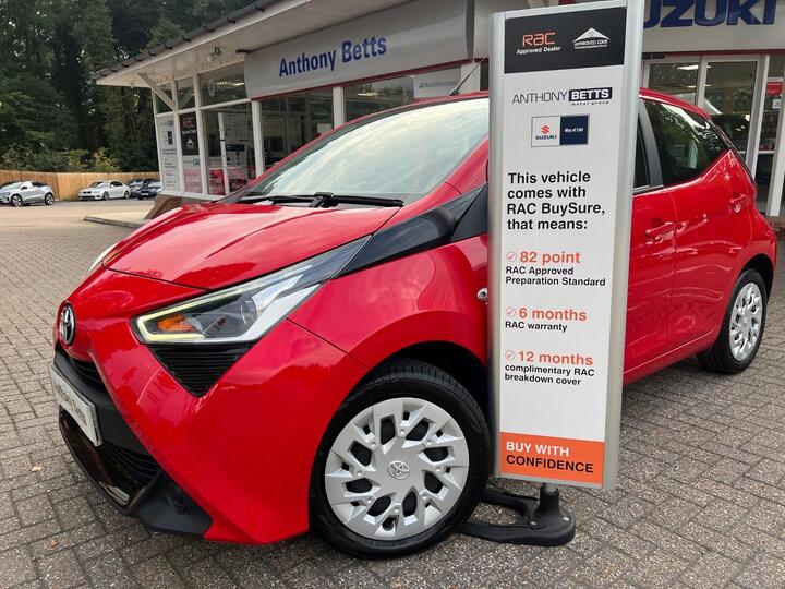 Toyota AYGO 1.0 VVT-i X-play Euro 6 5dr