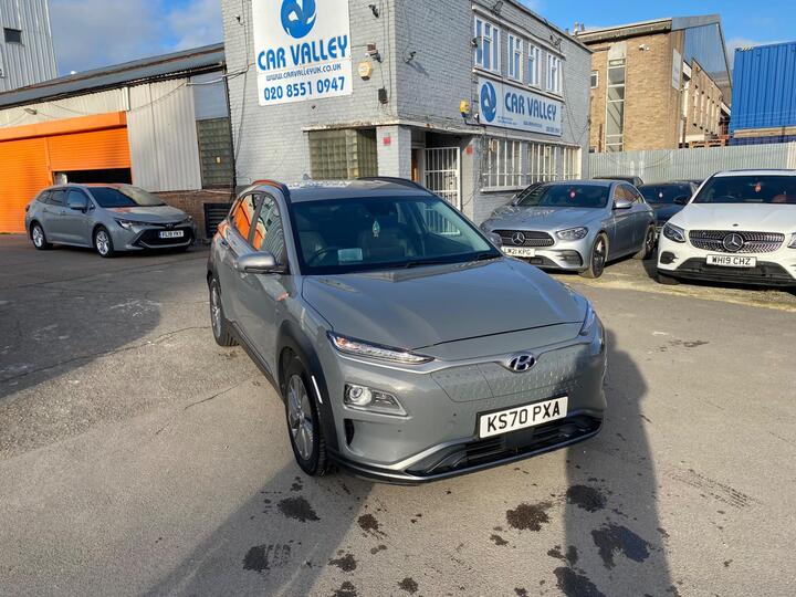 Hyundai KONA 64kWh Premium SE Auto 5dr (7kW Charger)