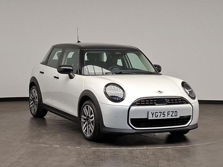 MINI Hatch 1.5C Classic Steptronic Euro 6 (s/s) 5dr