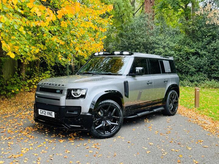 Land Rover Defender 110 3.0 D200 MHEV Auto 4WD Euro 6 (s/s) 5dr Land Rover Defender 110 3.0 D200 MHEV Auto 4WD Euro 6 (s/s) 5dr