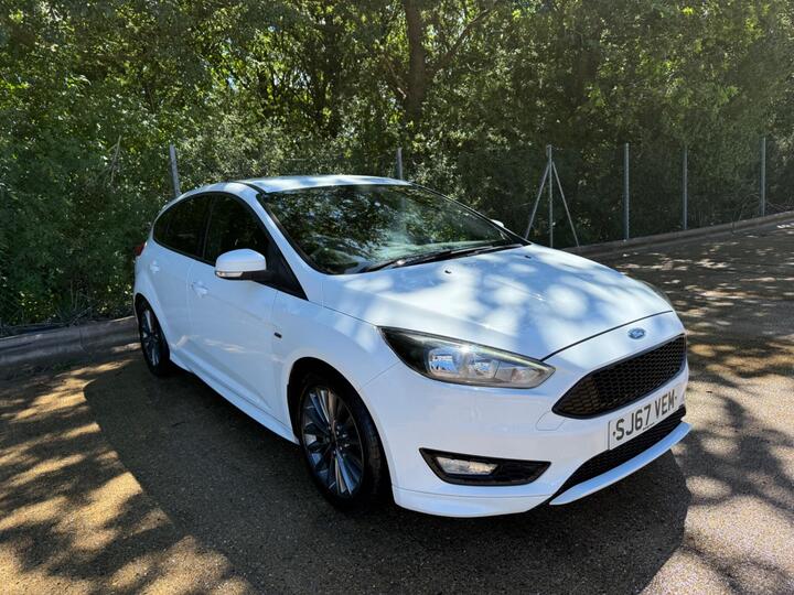 Ford Focus 1.0T EcoBoost ST-Line Euro 6 (s/s) 5dr