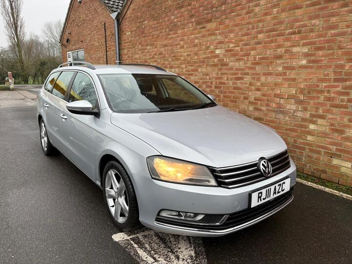 Volkswagen Passat 2.0 TDI BlueMotion Tech SE Euro 5 (s/s) 5dr