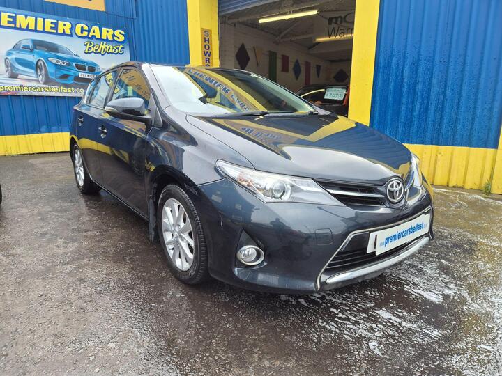 Toyota Auris 1.33 Dual VVT-i Icon Euro 5 (s/s) 5dr