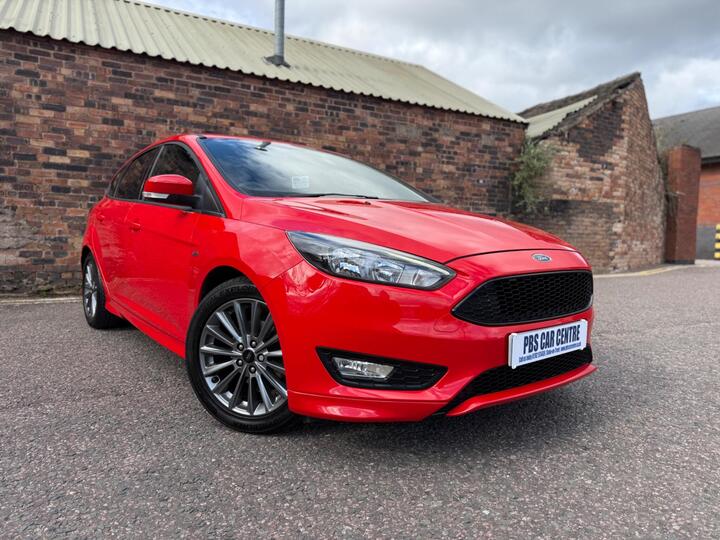 Ford Focus 1.0T EcoBoost ST-Line Euro 6 (s/s) 5dr