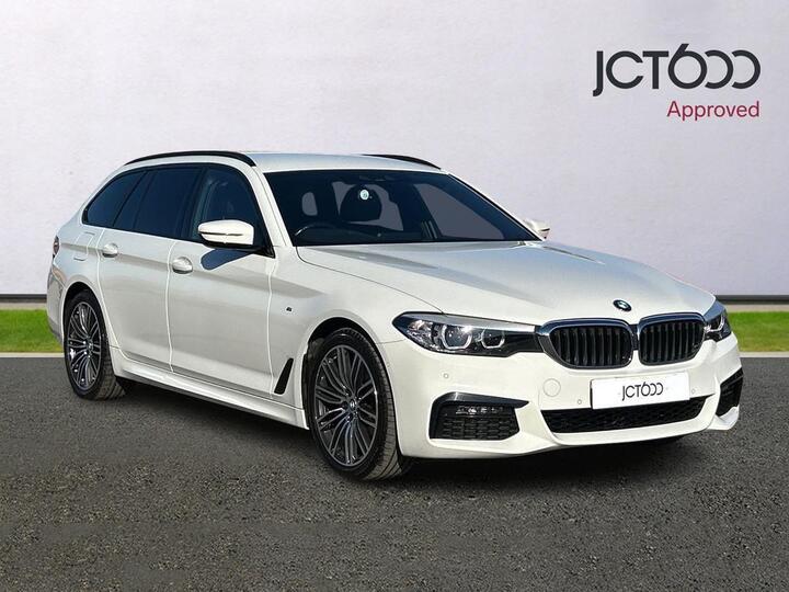 BMW 5 Series 2.0 520i GPF M Sport Touring Auto Euro 6 (s/s) 5dr BMW 5 Series 2.0 520i GPF M Sport Touring Auto Euro 6 (s/s) 5dr