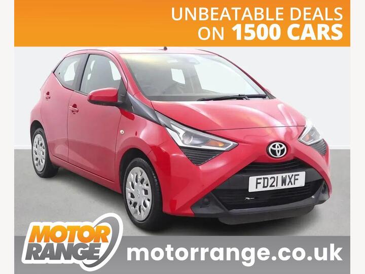Toyota Aygo 1.0 VVT-i X-play Euro 6 5dr (Safety Sense)