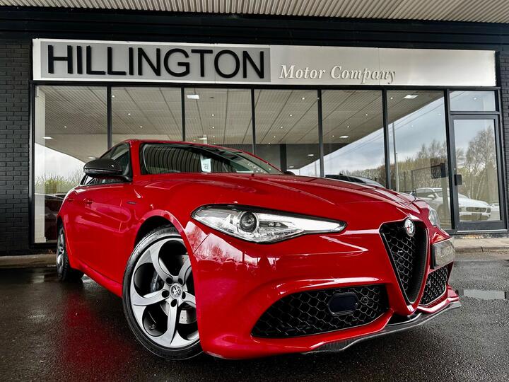 Alfa Romeo Giulia 2.0T Veloce Auto Euro 6 (s/s) 4dr Alfa Romeo Giulia 2.0T Veloce Auto Euro 6 (s/s) 4dr