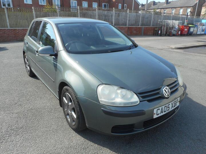 Volkswagen Golf 1.6 FSI S 5dr