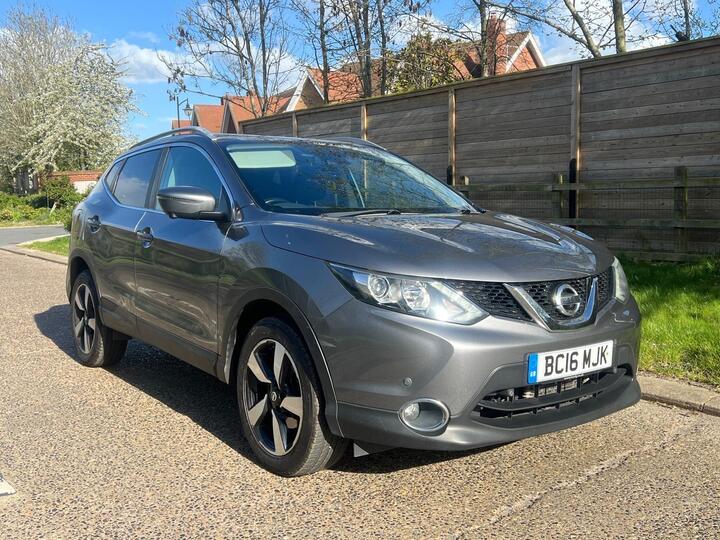 Nissan Qashqai 1.6 DCi N-Connecta XTRON 2WD Euro 6 (s/s) 5dr