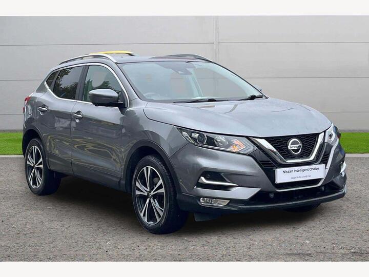 Nissan Qashqai 1.3 DIG-T N-Connecta Euro 6 (s/s) 5dr