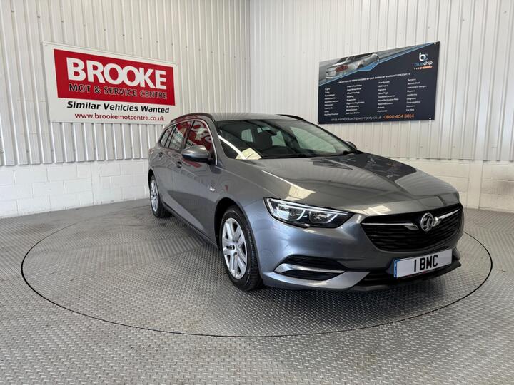Vauxhall Insignia 1.6 Turbo D EcoTEC BlueInjection Design Nav Sports Tourer Euro 6 (s/s) 5dr