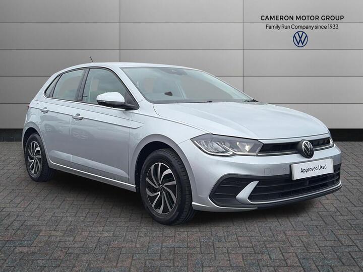 Volkswagen Polo 1.0 TSI Life Euro 6 (s/s) 5dr Volkswagen Polo 1.0 TSI Life Euro 6 (s/s) 5dr