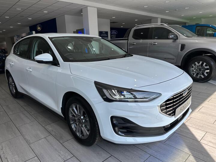 Ford Focus 1.0T EcoBoost MHEV Titanium Euro 6 (s/s) 5dr