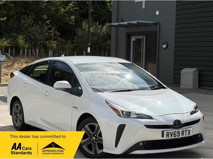 Toyota Prius 1.8 VVT-h Excel CVT Euro 6 (s/s) 5dr (15in Alloy)