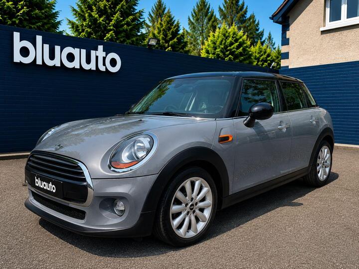 MINI HATCH 1.5 Cooper Auto Euro 6 (s/s) 5dr
