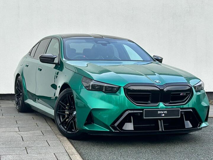BMW M5 4.4 22.1kWh Steptronic XDrive Euro 6 (s/s) 4dr