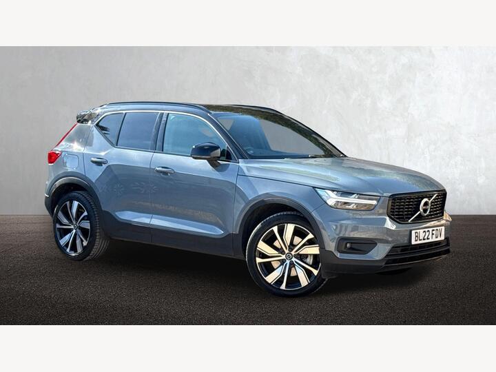 Volvo XC40 1.5h T5 Recharge 10.7kWh Ultimate Dark Auto Euro 6 (s/s) 5dr