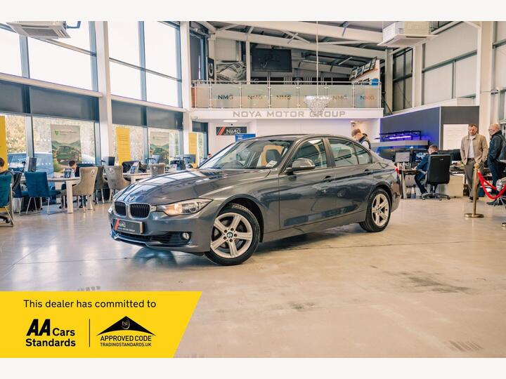 BMW 3 SERIES 2.0 320i SE Euro 5 (s/s) 4dr