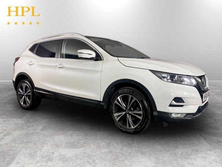 Nissan QASHQAI 1.5 DCi N-Connecta Euro 6 (s/s) 5dr