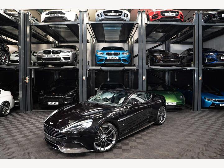 Aston Martin VANQUISH 5.9 Vanquish V12 Auto 2dr Touchtronic III