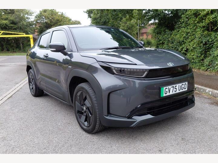 Toyota Urban Cruiser 61kWh Design Auto 5dr Toyota Urban Cruiser 61kWh Design Auto 5dr