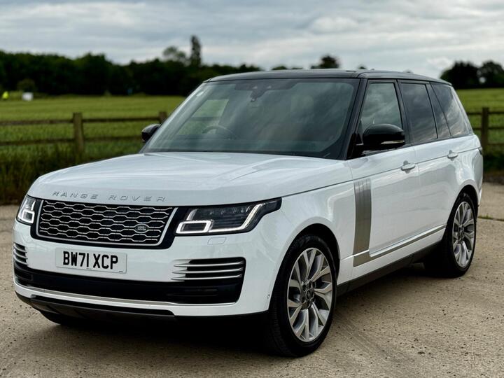 Land Rover Range Rover 2.0 P400e 13.1kWh Autobiography Auto 4WD Euro 6 (s/s) 5dr Land Rover Range Rover 2.0 P400e 13.1kWh Autobiography Auto 4WD Euro 6 (s/s) 5dr