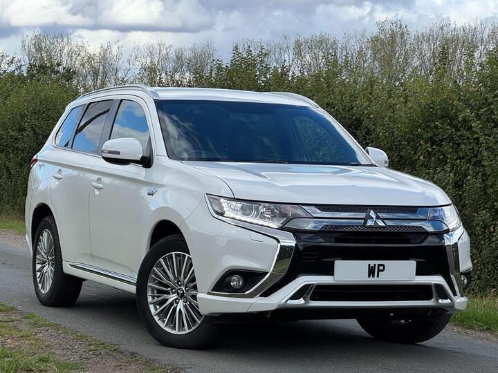Mitsubishi Outlander 2.4h TwinMotor 13.8kWh Dynamic CVT 4WD Euro 6 (s/s) 5dr