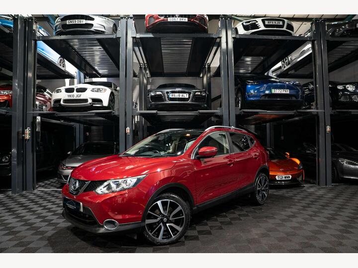 Nissan QASHQAI 1.6 DCi Tekna XTRON Euro 6 (s/s) 5dr