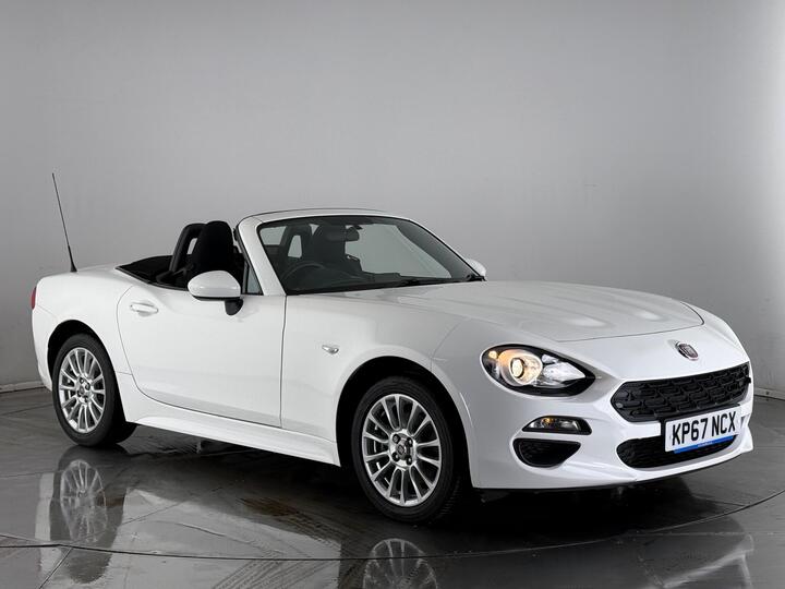 Fiat 124 Spider 1.4 MultiAir Classica Euro 6 2dr Fiat 124 Spider 1.4 MultiAir Classica Euro 6 2dr