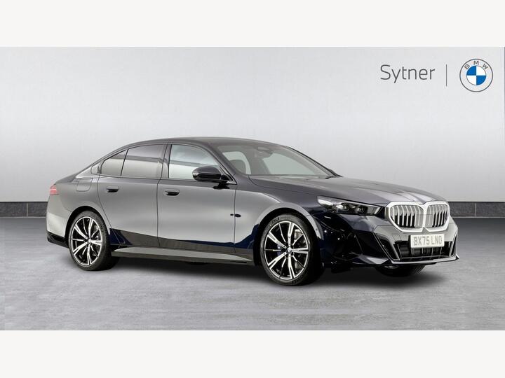 BMW 5 SERIES 2.0 520i MHT M Sport Steptronic Euro 6 (s/s) 4dr BMW 5 SERIES 2.0 520i MHT M Sport Steptronic Euro 6 (s/s) 4dr