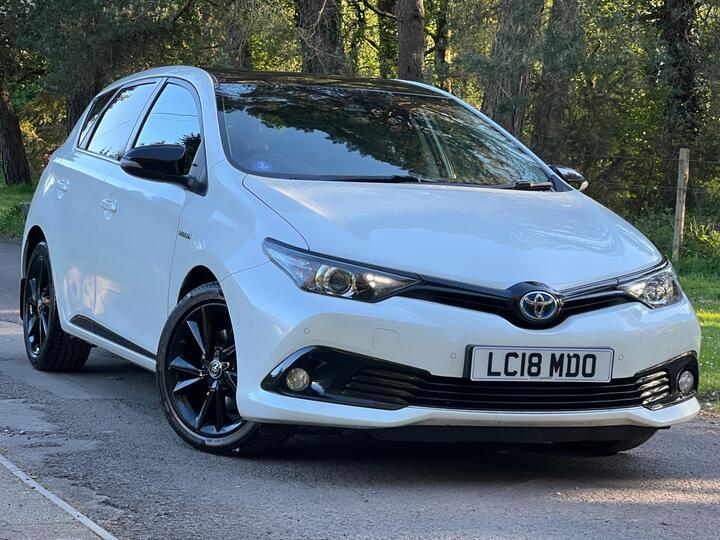 Toyota Auris 1.8 VVT-h Design CVT Euro 6 (s/s) 5dr Toyota Auris 1.8 VVT-h Design CVT Euro 6 (s/s) 5dr