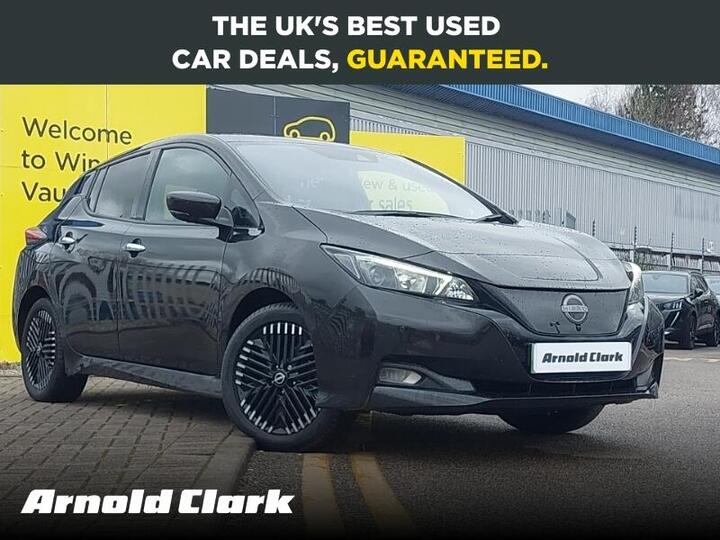 Nissan Leaf 39kWh N-Connecta Auto 5dr Nissan Leaf 39kWh N-Connecta Auto 5dr