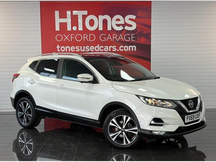 Nissan QASHQAI 1.7 DCi N-Connecta Euro 6 (s/s) 5dr