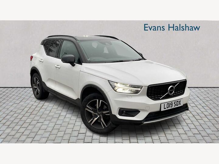 Volvo XC40 ESTATE 2.0 T5 R DESIGN 5dr AWD Geartronic