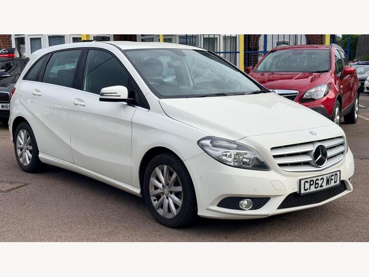 Mercedes-Benz B-CLASS 1.8 B180 CDI BlueEfficiency SE Euro 5 (s/s) 5dr Mercedes-Benz B-CLASS 1.8 B180 CDI BlueEfficiency SE Euro 5 (s/s) 5dr