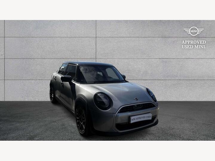 MINI Hatch 1.5C Exclusive Steptronic Euro 6 (s/s) 5dr