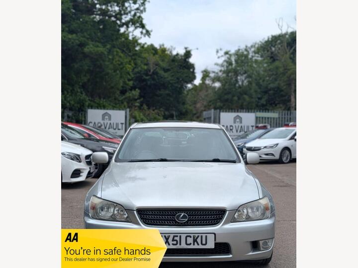 Lexus IS 2.0 200 SE 4dr