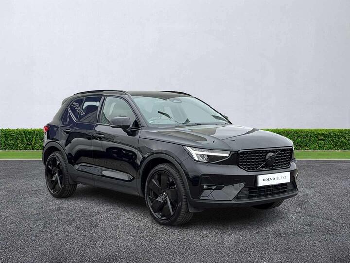 Volvo XC40 2.0 B4 MHEV Plus Black Edition DCT Auto Euro 6 (s/s) 5dr