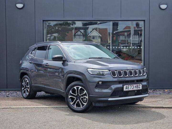 Jeep Compass 1.3 GSE T4 11.4kWh Limited Auto 4xe Euro 6 (s/s) 5dr Jeep Compass 1.3 GSE T4 11.4kWh Limited Auto 4xe Euro 6 (s/s) 5dr