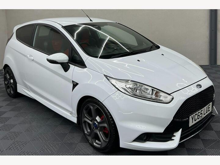 Ford Fiesta 1.6T EcoBoost ST-2 Euro 6 3dr