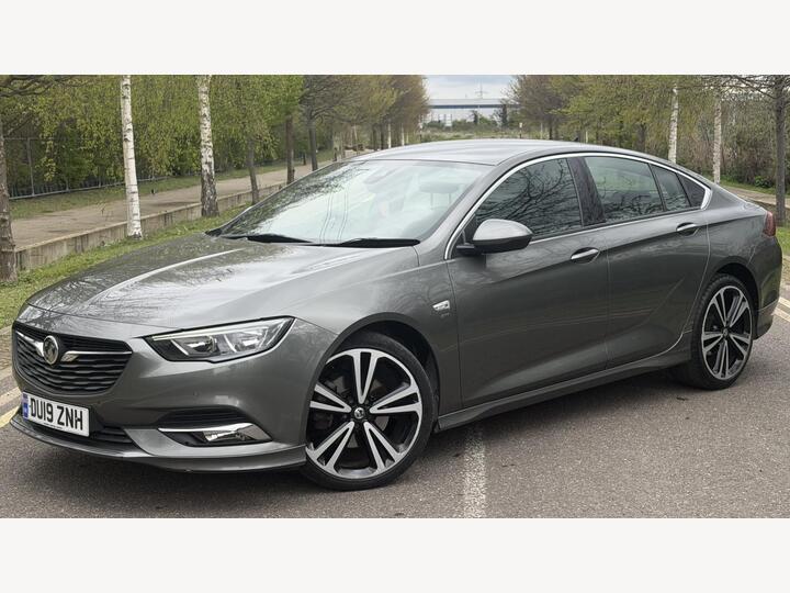 Vauxhall Insignia 2.0 Turbo D BlueInjection SRi VX Line Nav Grand Sport Euro 6 (s/s) 5dr Vauxhall Insignia 2.0 Turbo D BlueInjection SRi VX Line Nav Grand Sport Euro 6 (s/s) 5dr