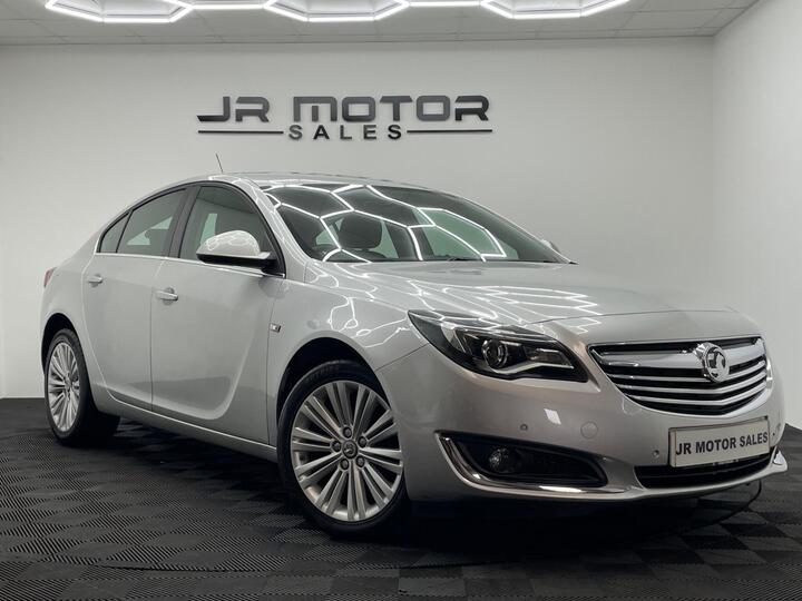 Vauxhall Insignia 1.8 16V Design Euro 5 5dr