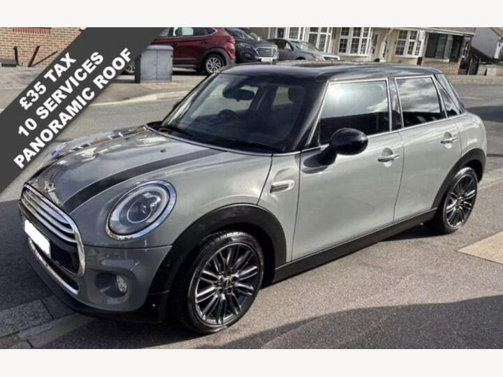 MINI HATCH 1.5 Cooper Auto Euro 6 (s/s) 5dr