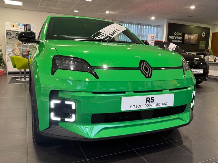 Renault Renault 5 Comfort Range 52kWh Techno Auto 5dr